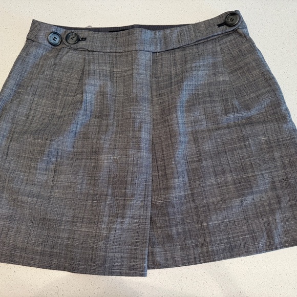 Scarlet linen blend wrap Mini skirt - Picture 2 of 2